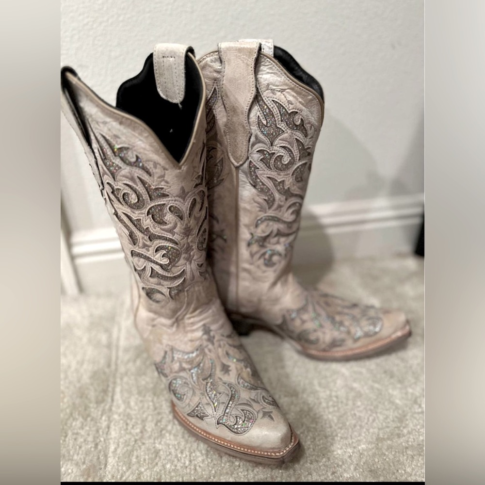JB Dillon Beautiful boots with white glitter applications